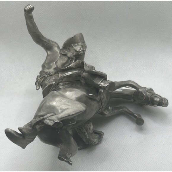 1983 CHILMARK ? Cheyenne inspired by Fredric Remington ? As Is No stand No Base - Picture 4 of 9